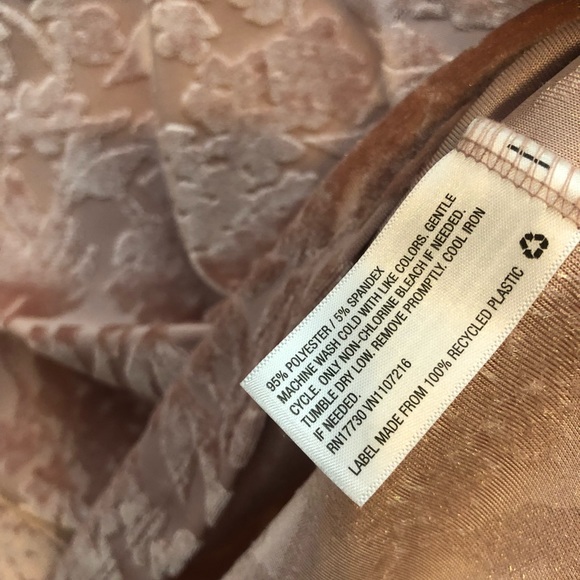 Blush Burn Out Velvet in Size Medium - Picture 4 of 4